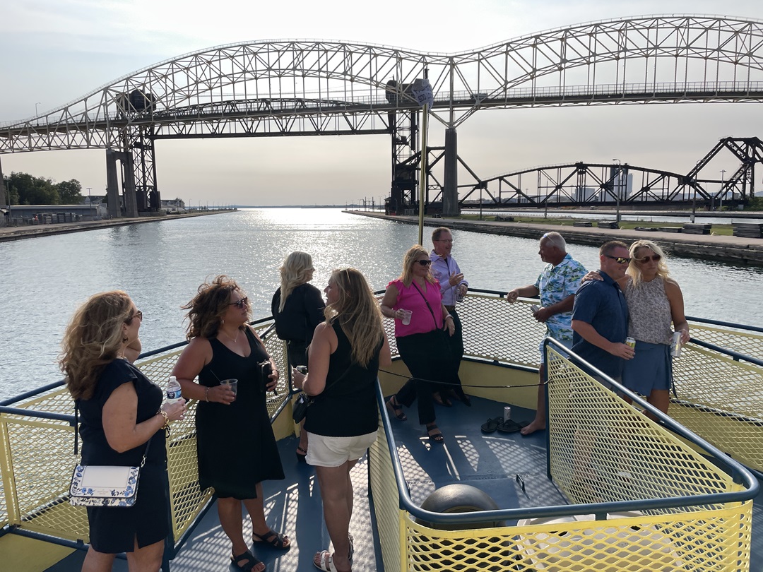 classic lock boat tour