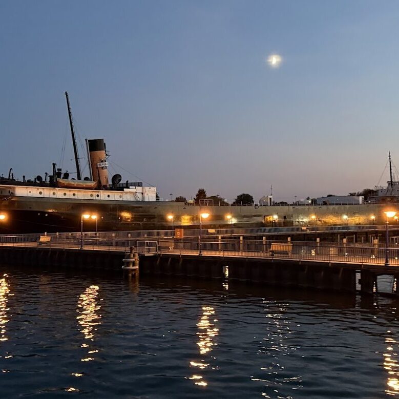 Valley-Camp-and-Moon